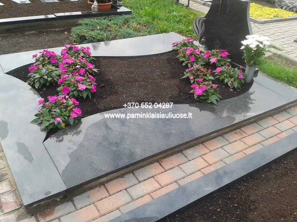 Akmenita - Kapų apdaila