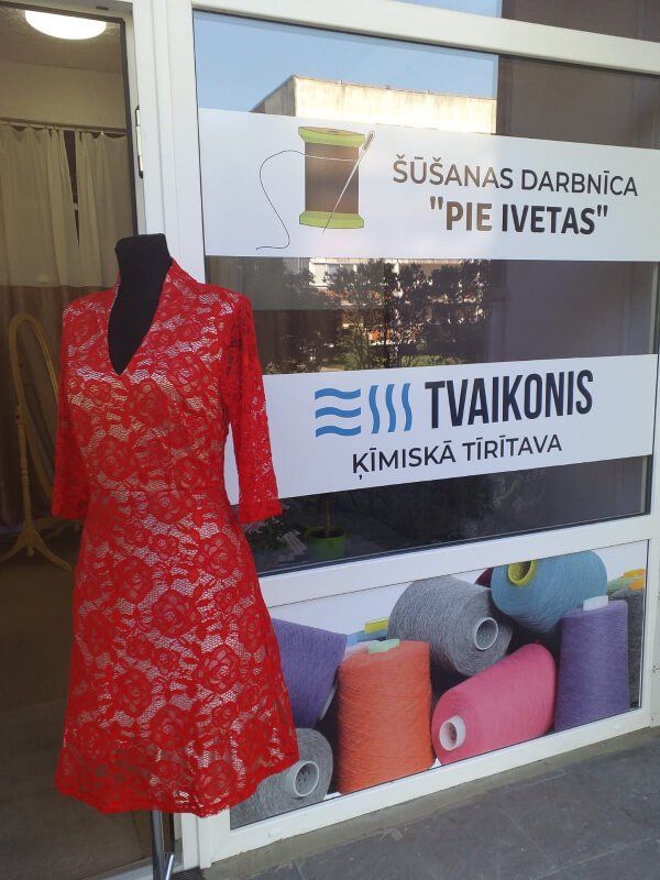 Izejamās kleitas šūšana Purvciemā