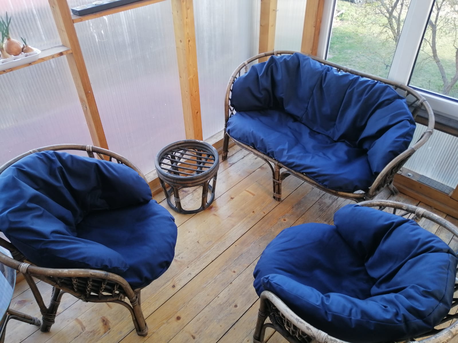 dārza mēbeles, auduma pārvalki, Šūšanas pakalpojumi Purvciemā, Purvciems,  šūšanas darbnīca, šūšana, apģērbu remonts, aizkaru šūšana