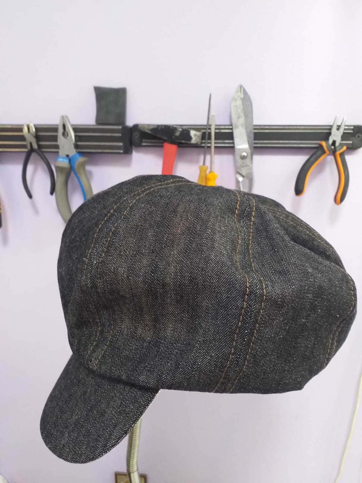 Apģērbu pāršūšana Rīgā, Oderes maiņa Purvciemā, Šūšanas pakalpojumi Purvciemā, Purvciems, apģērba remonts Purvciemā,  šūšanas darbnīca, šūšana, apģērbu remonts, aizkaru šūšana