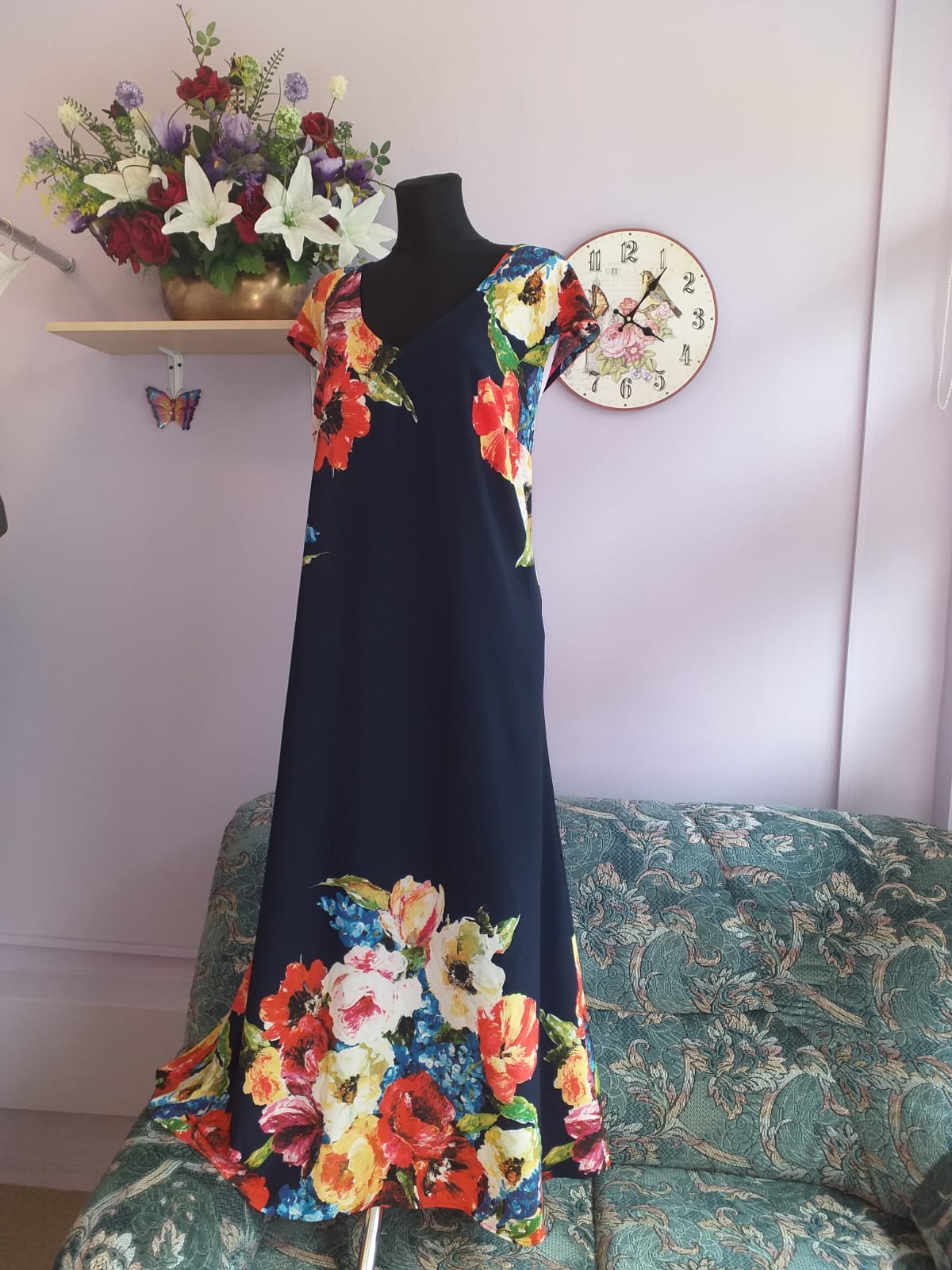 Apģērbu labošana, Apģērbu remonts, Apģērbu izgatavošana šūšana Rīgā, apģērba remonts Purvciemā, Šūšanas pakalpojumi Purvciemā, šūšanas darbnīca, šūšana, apģērbu remonts, aizkaru šūšana