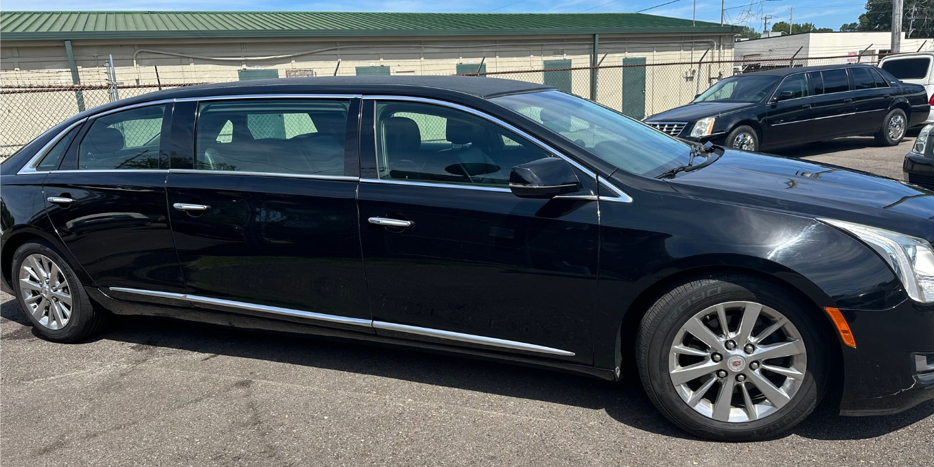2013 Cadillac XTS Limousine $27,000