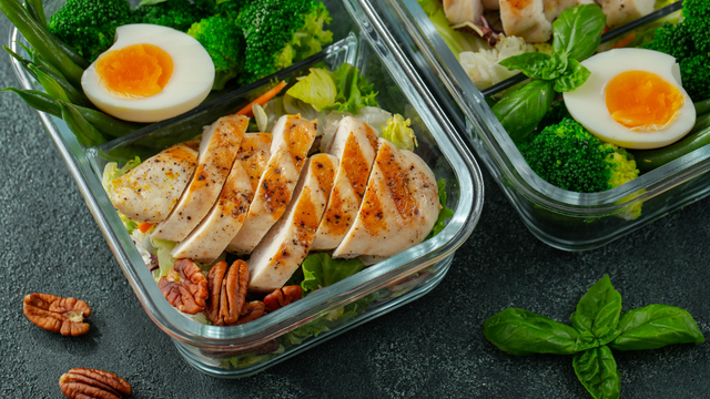 Simple Nutrition Habits That Actually Work After 40