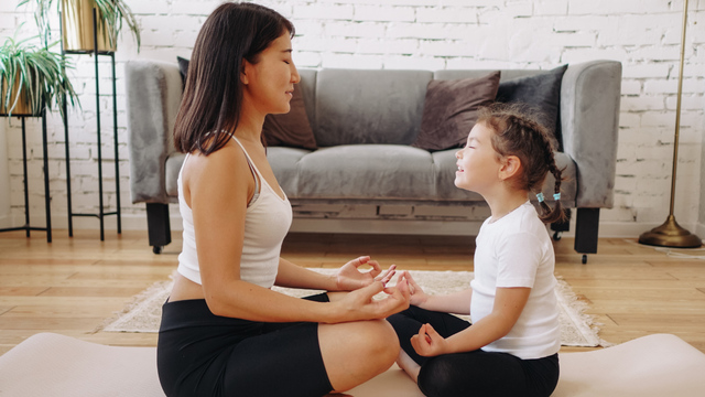 https://lirp.cdn-website.com/2c97b8ab/dms3rep/multi/opt/Mindful%2BParenting%2BMeditation%2BTechniques%2Bfor%2BMothers-640w.png