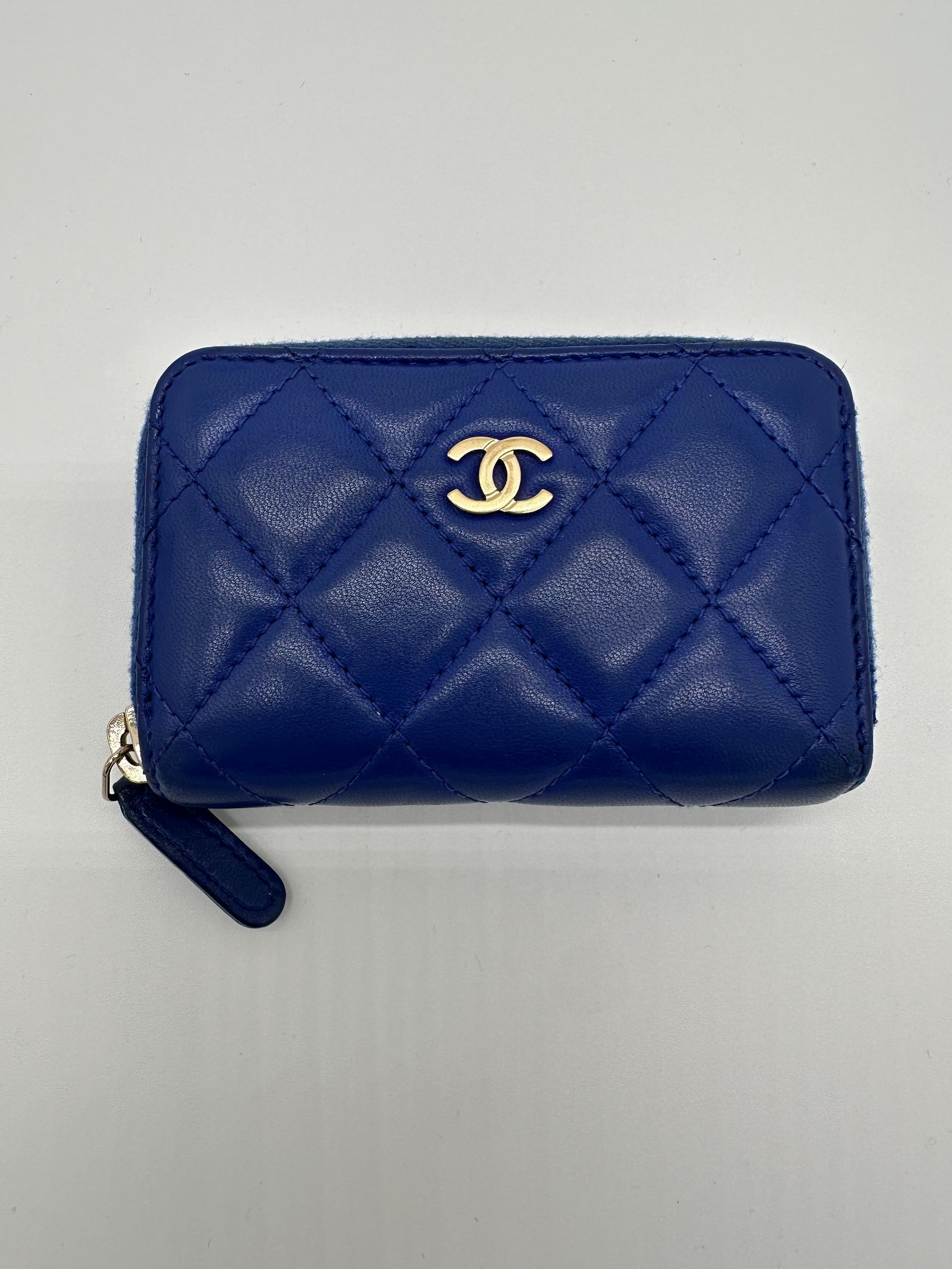 Chanel Quilted Lambskin Card Holder (Blue)
