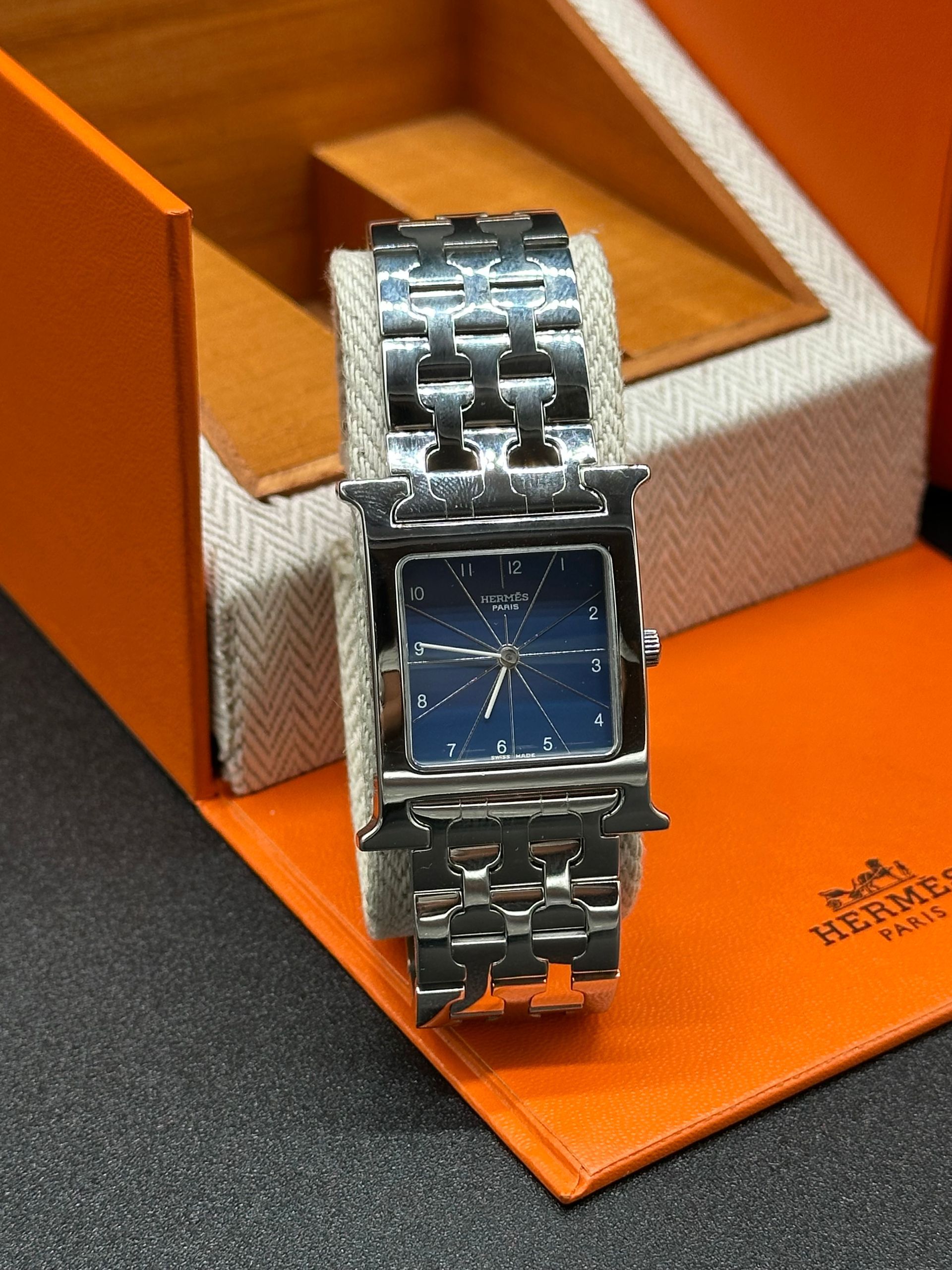 Hermes Women's H Quartz Watch Model HH1.510