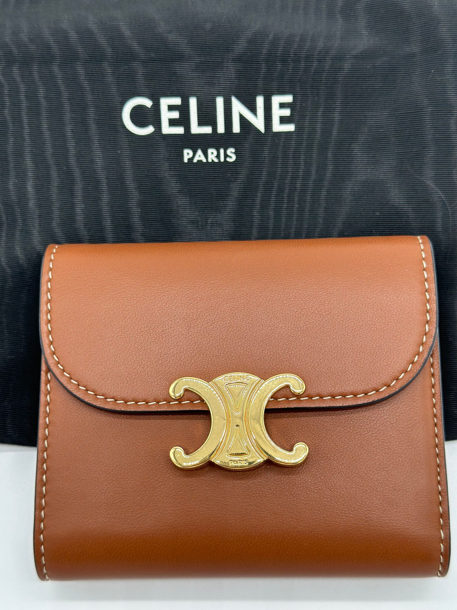 Celine Flap Wallet Triomphe (Tan)