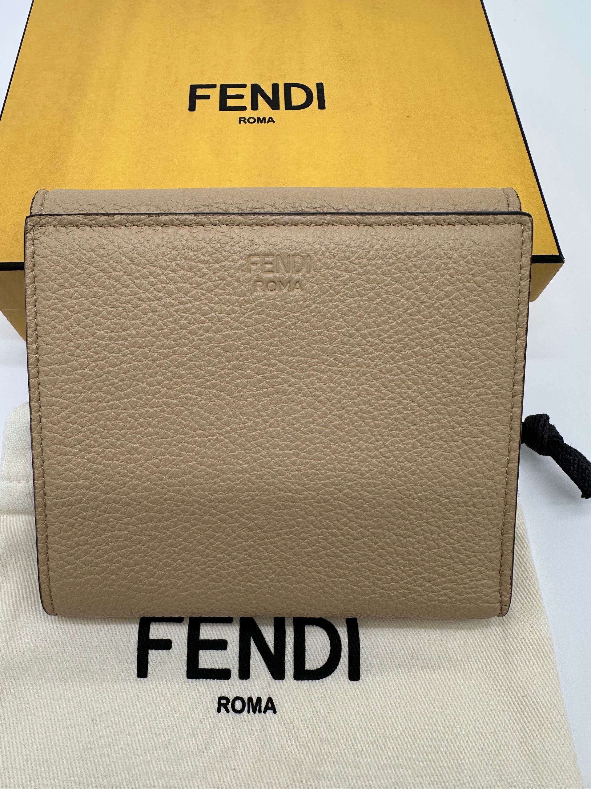 Fendi Leather Compact Wallet (Beige)