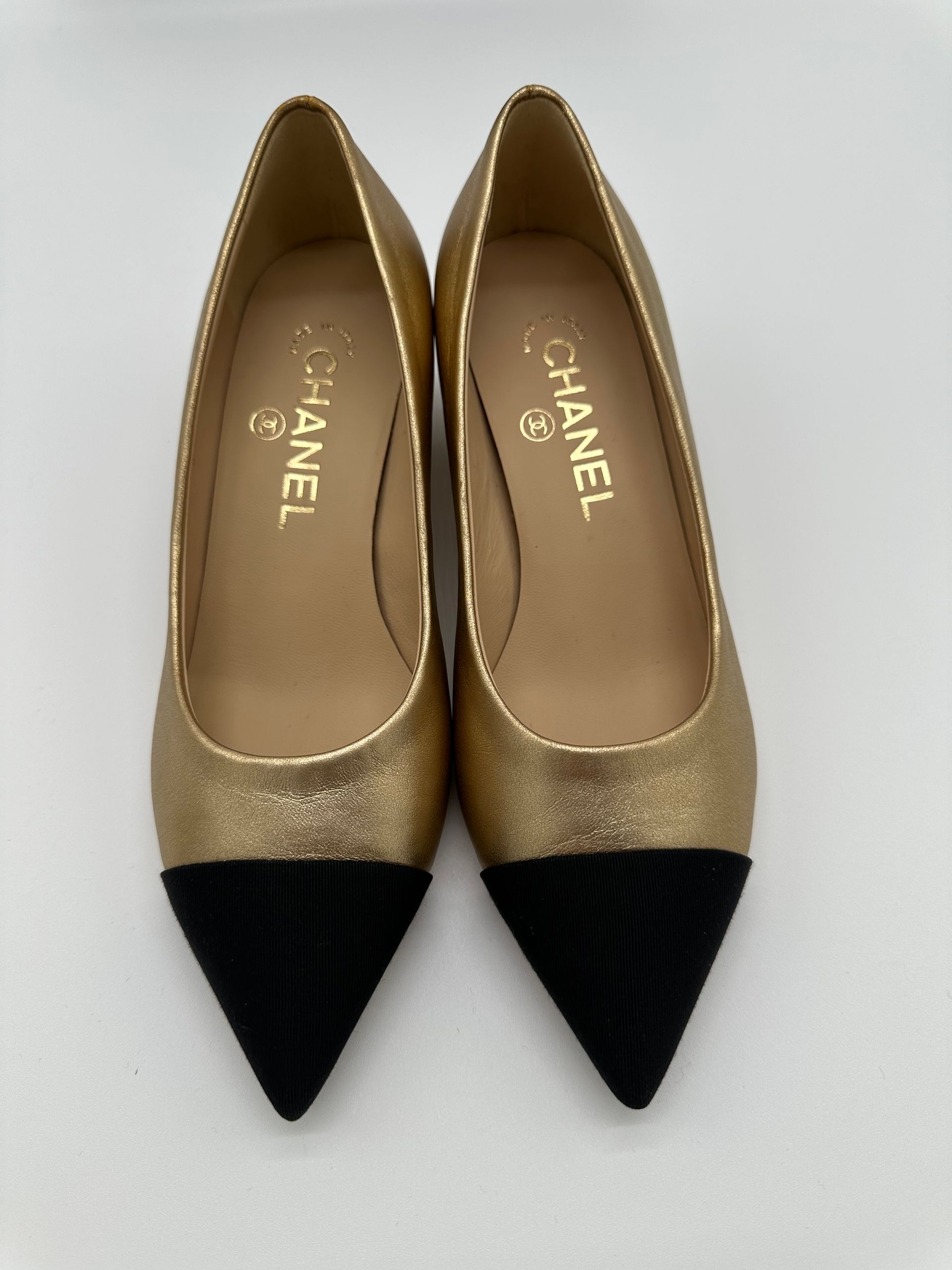 Chanel Gold/Black Leather Fabric CC Pumps
