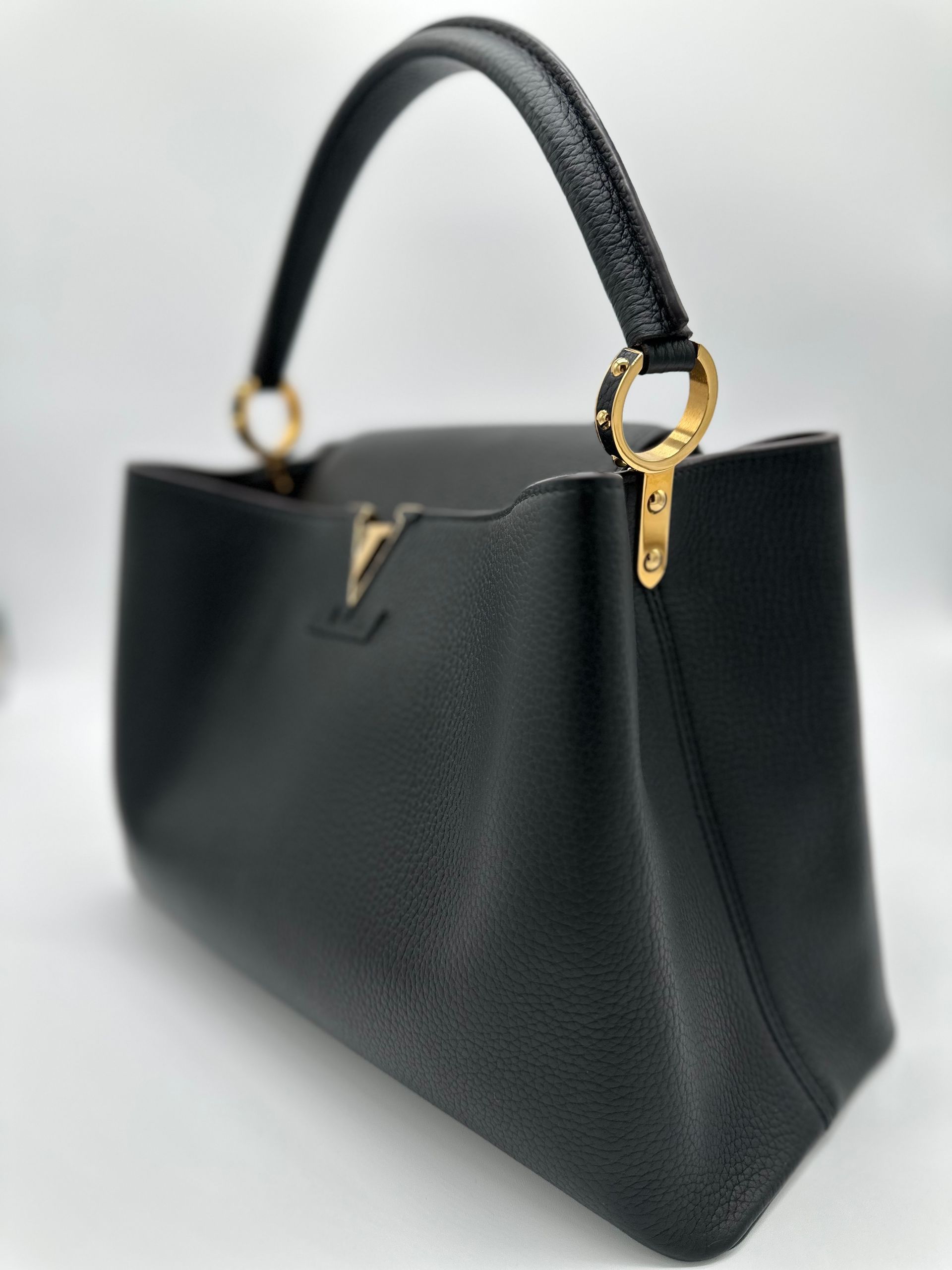 Louis Vuitton Capucines GM Souple (Black)