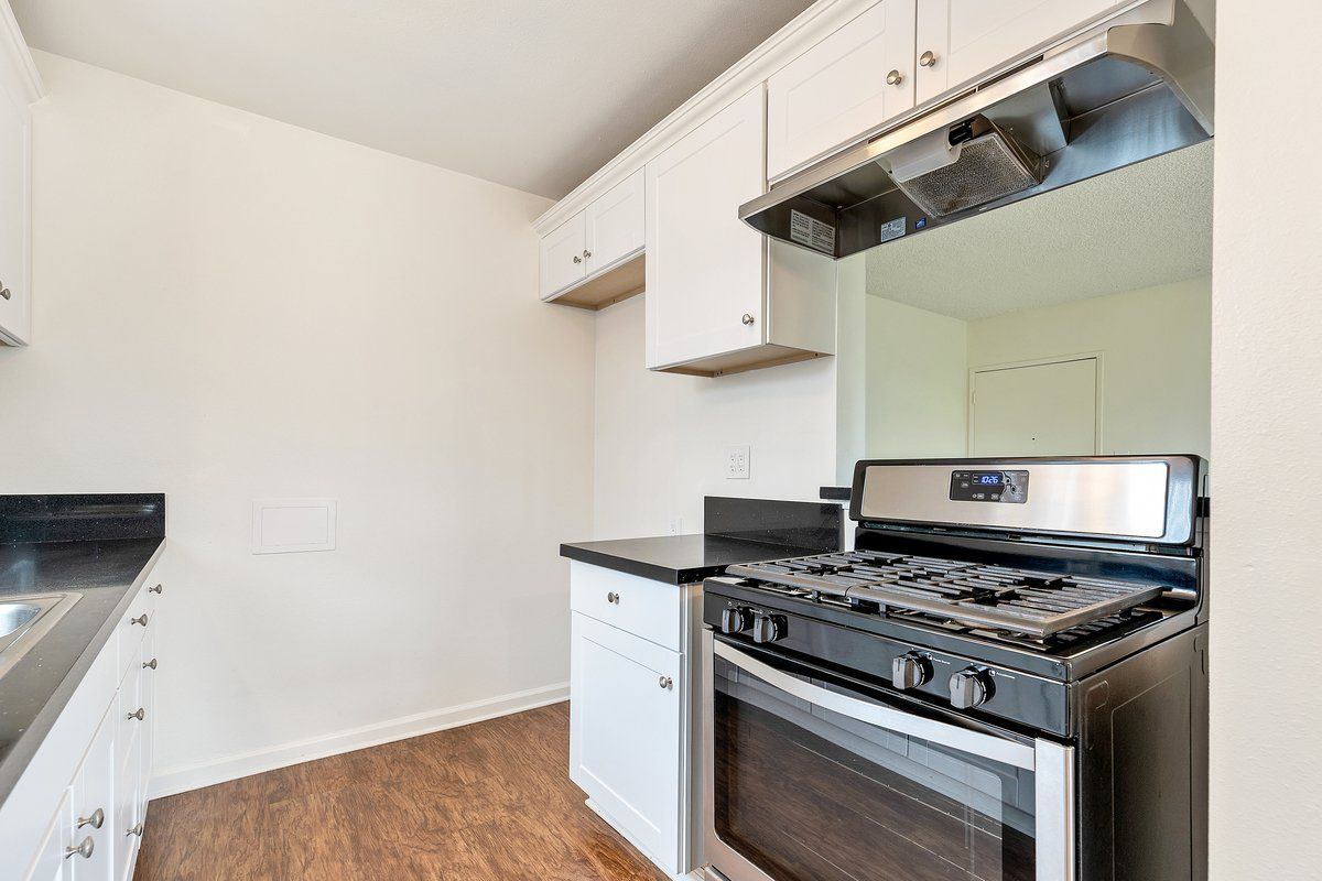 Canyon Drive property image of interior kitchen