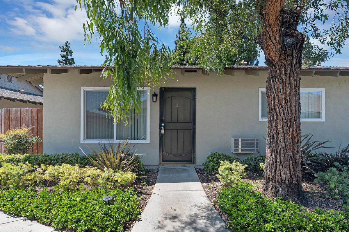 Windsor Gardens Apartment Homes Property Details