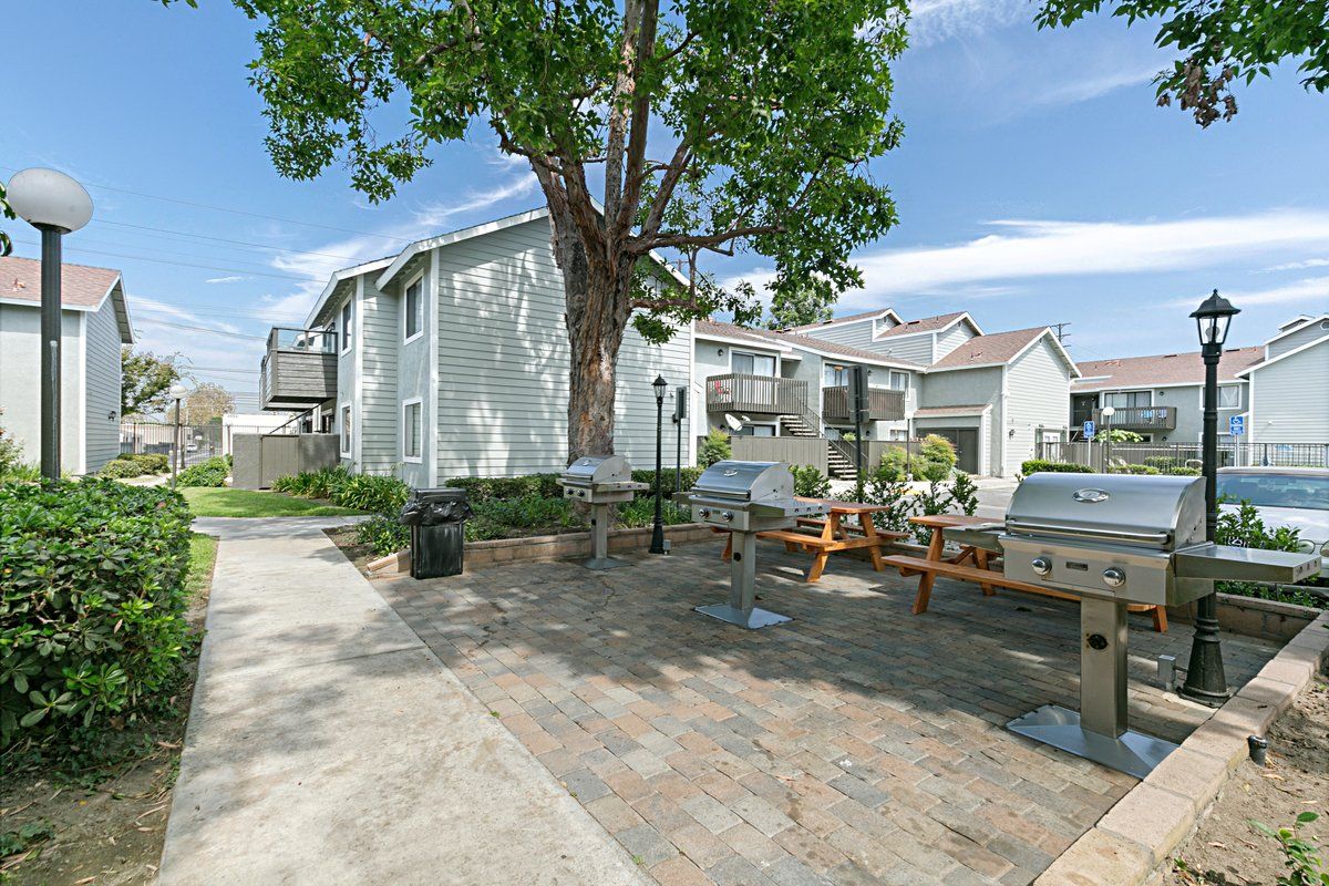 Magnolia Plaza property image of exterior