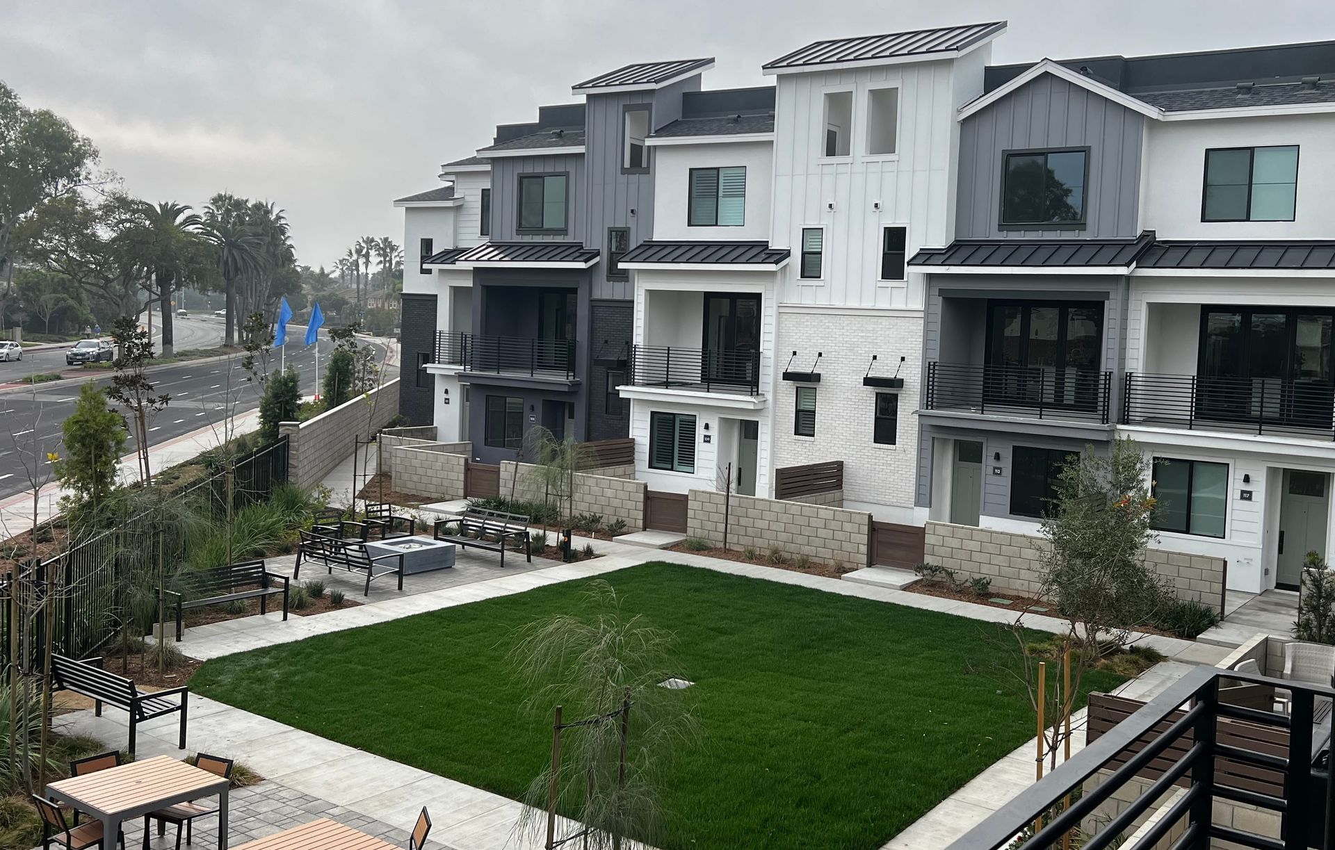 Coastlands property image of exterior