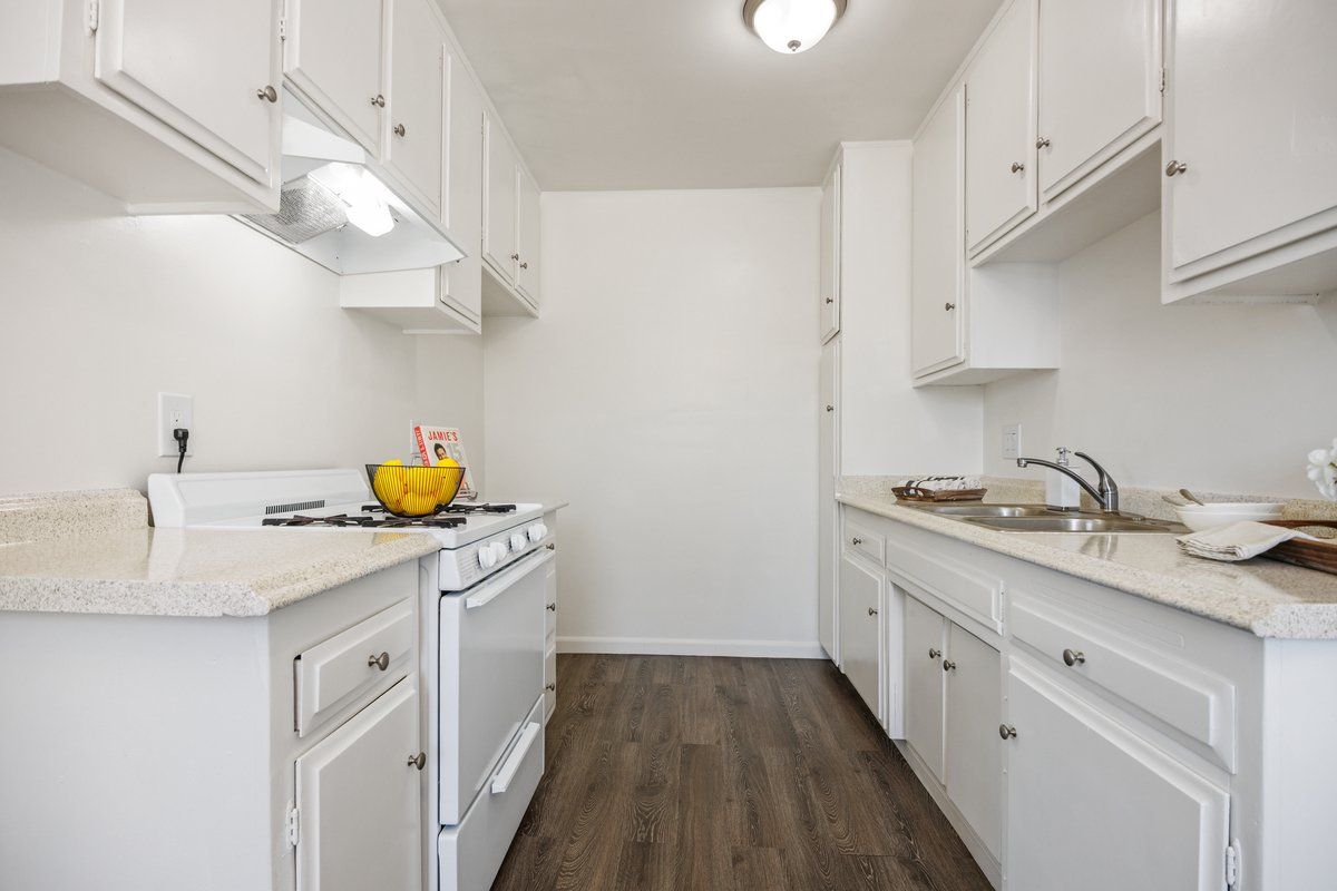 Maria Capri Apartment Property Image of interior kitchen