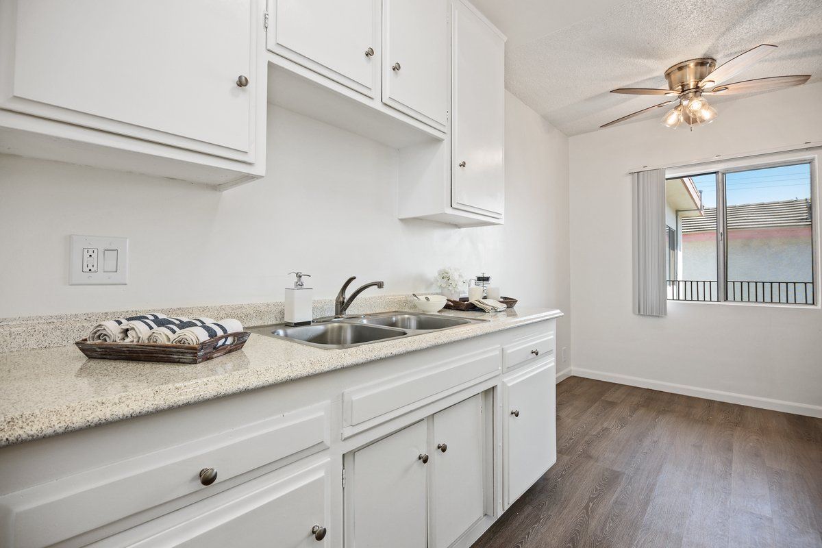 Maria Capri Apartment Property Image of interior kitchen
