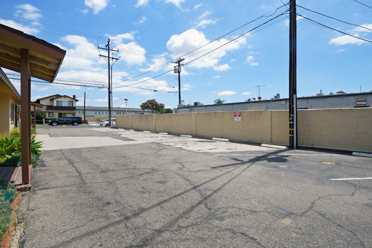 Eucalyptus Townhomes property photo of exterior parking