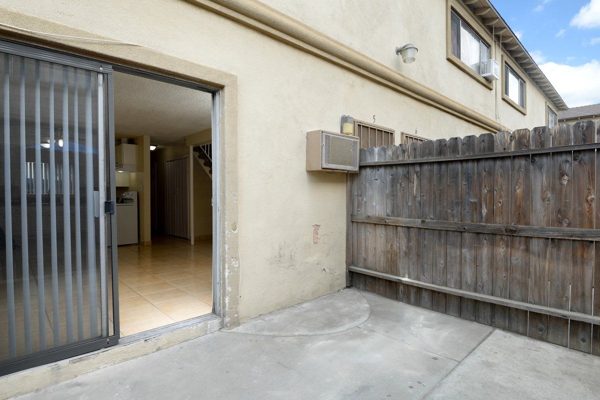 Eucalyptus Townhomes property photo of exterior parking