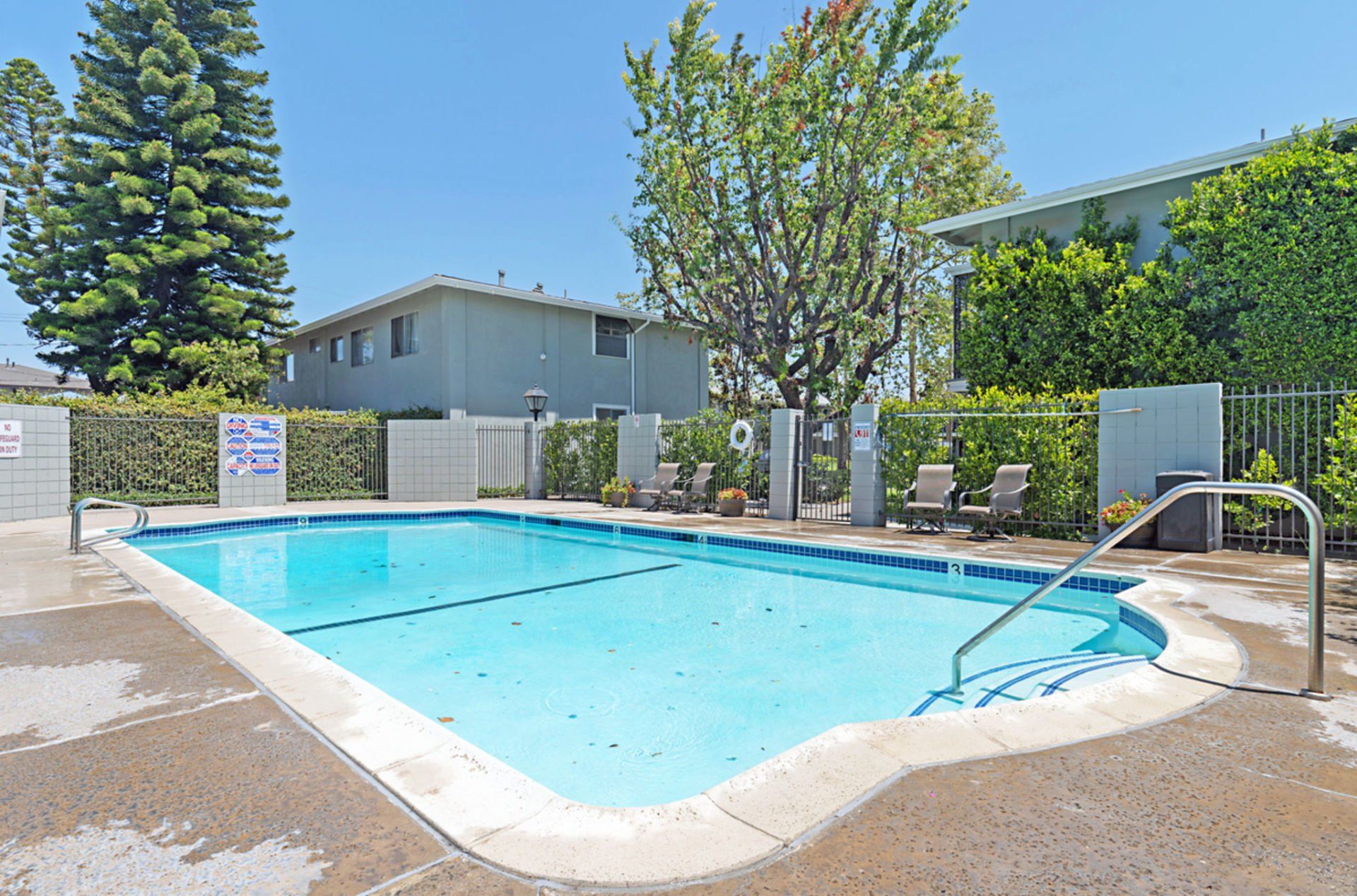 Park Magnolia Apartments Property Image of outdoor pool