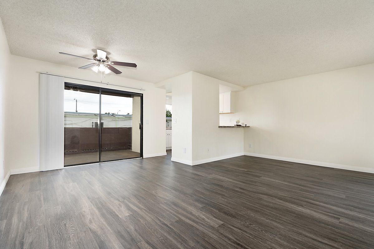 Savanna Villa Apartments property photo of interior dining room