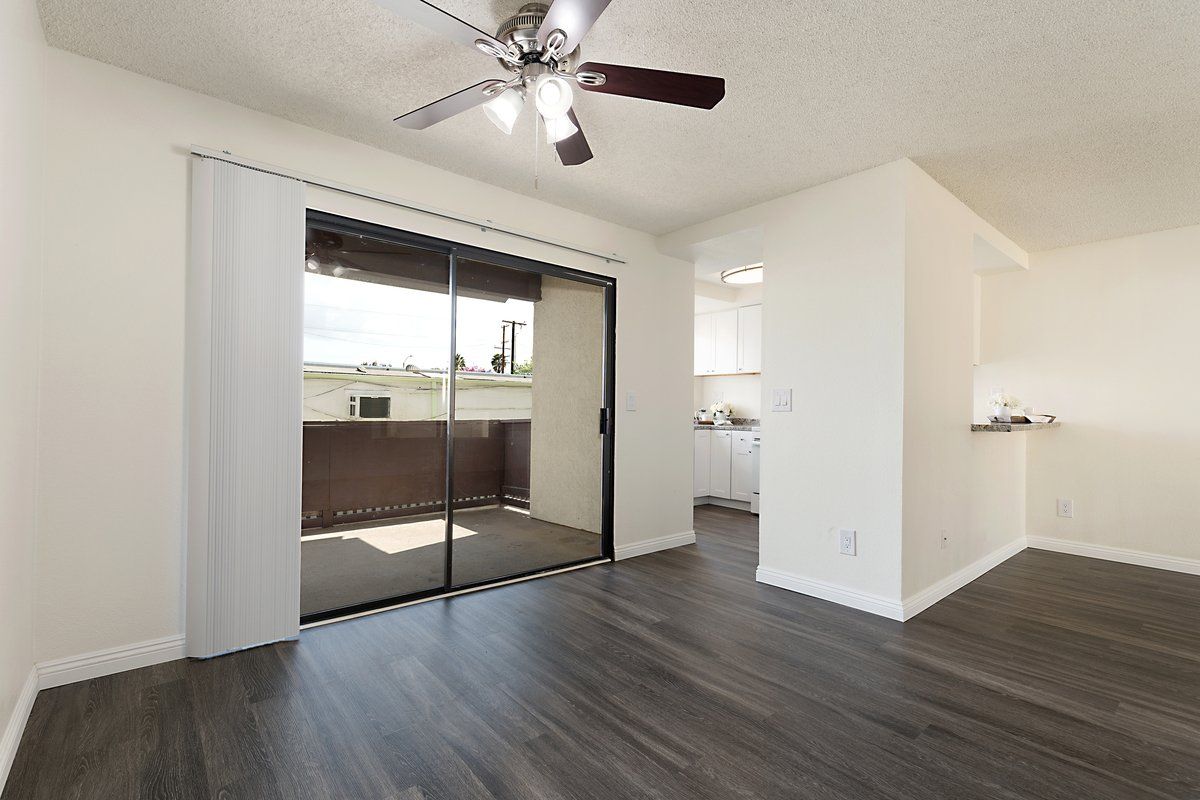 Savanna Villa Apartments property photo of interior dining room