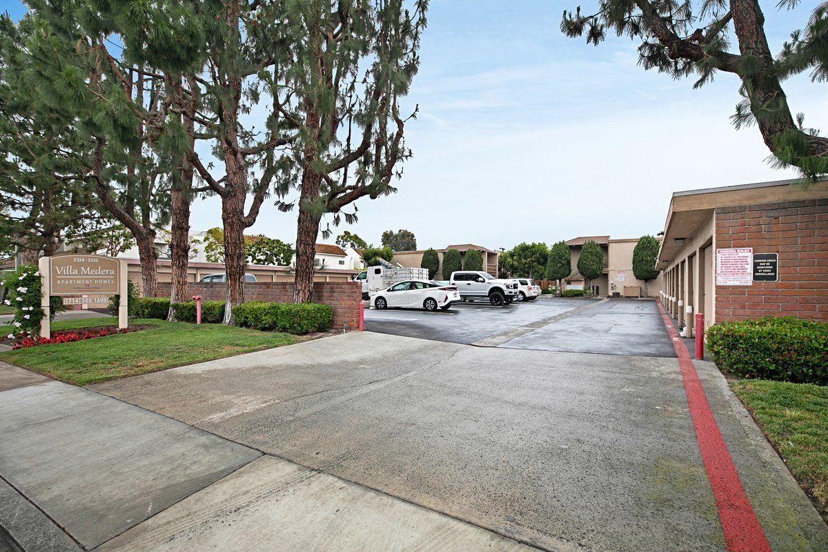 Villa Medera  Apartments property photo of exterior parking