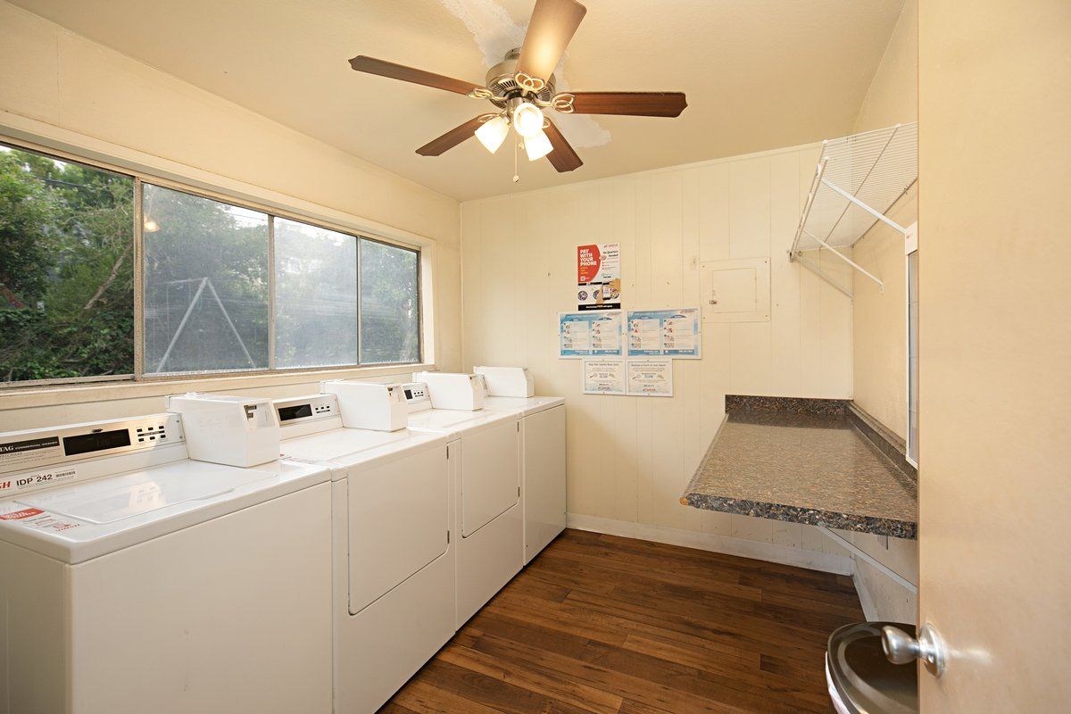 Villa Medera Apartments property photo of shared laundry room