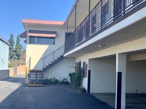 Emerald Crest  Apartment Property Image of exterior