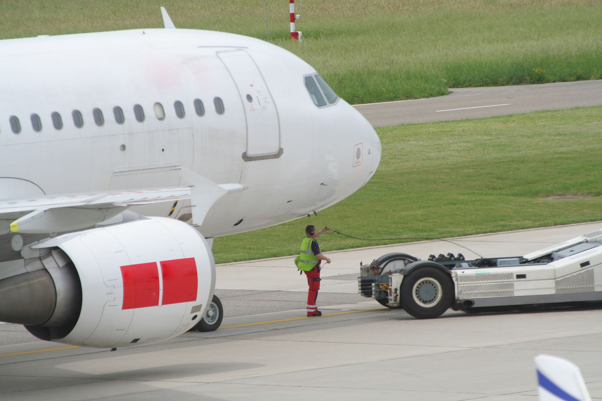 Relocating Airplane - Birmingham, AL - Osborne Machinery Movers Inc