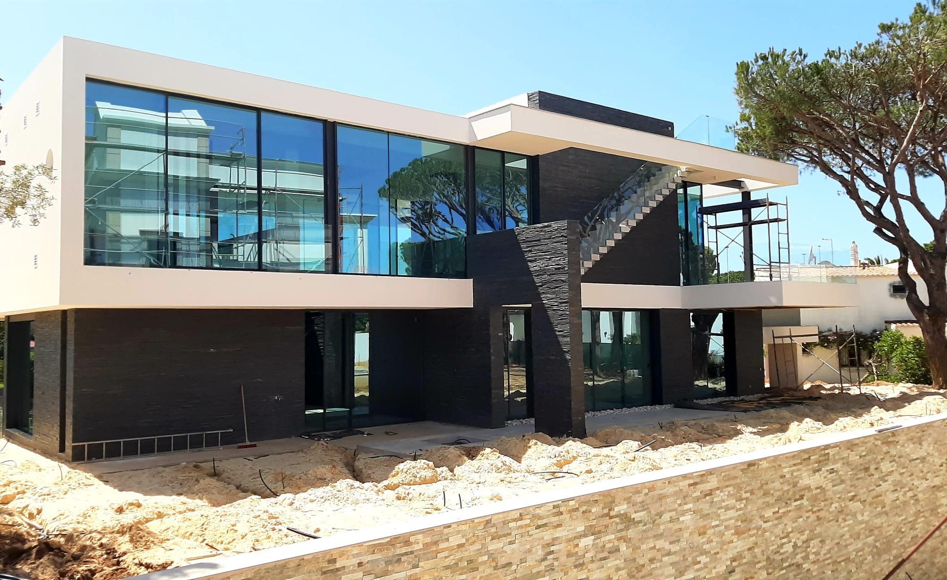 Control4 Smart Home, Algarve, Portugal by CPD Sound & Vision 