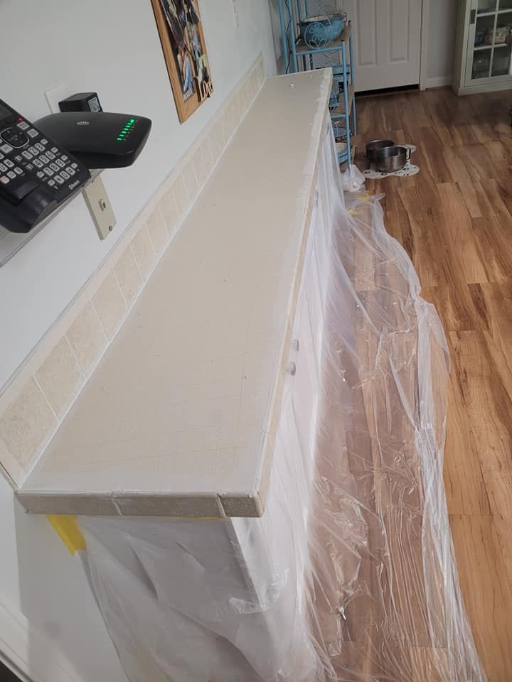 Off-white countertop