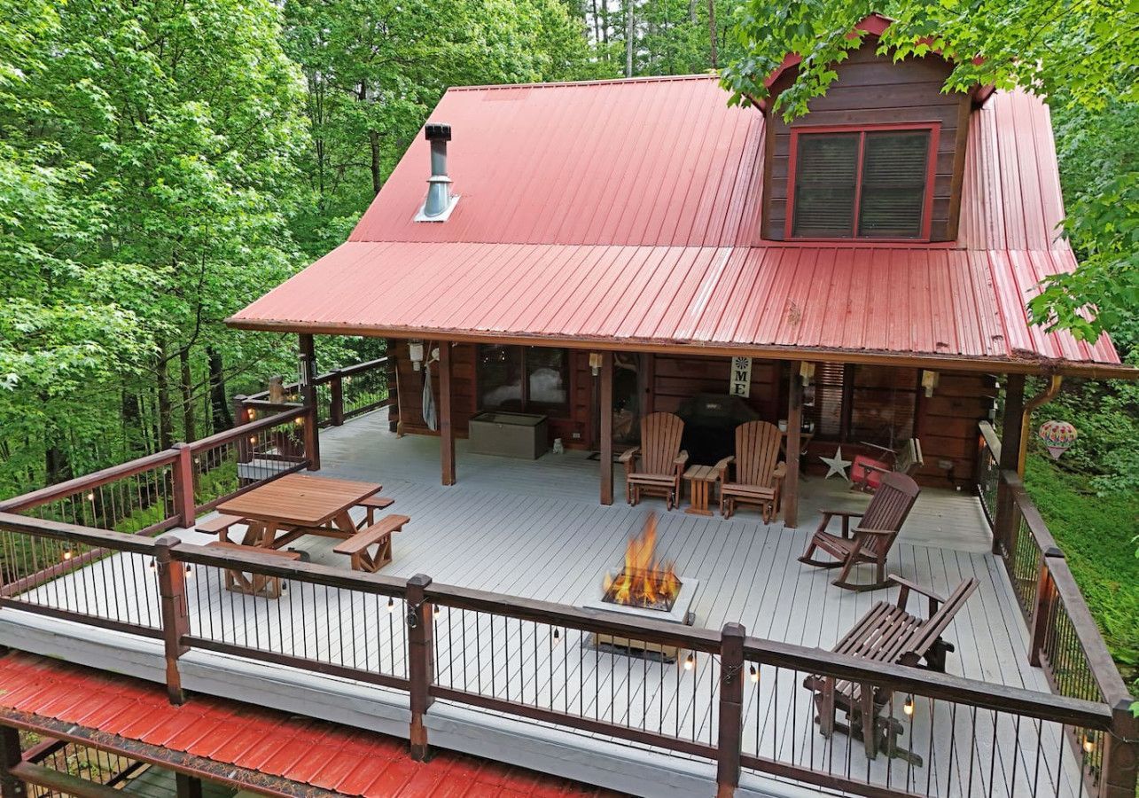 3 bedroom cabin rental in Blue Ridge- Elegant Escape- Cherry Log
