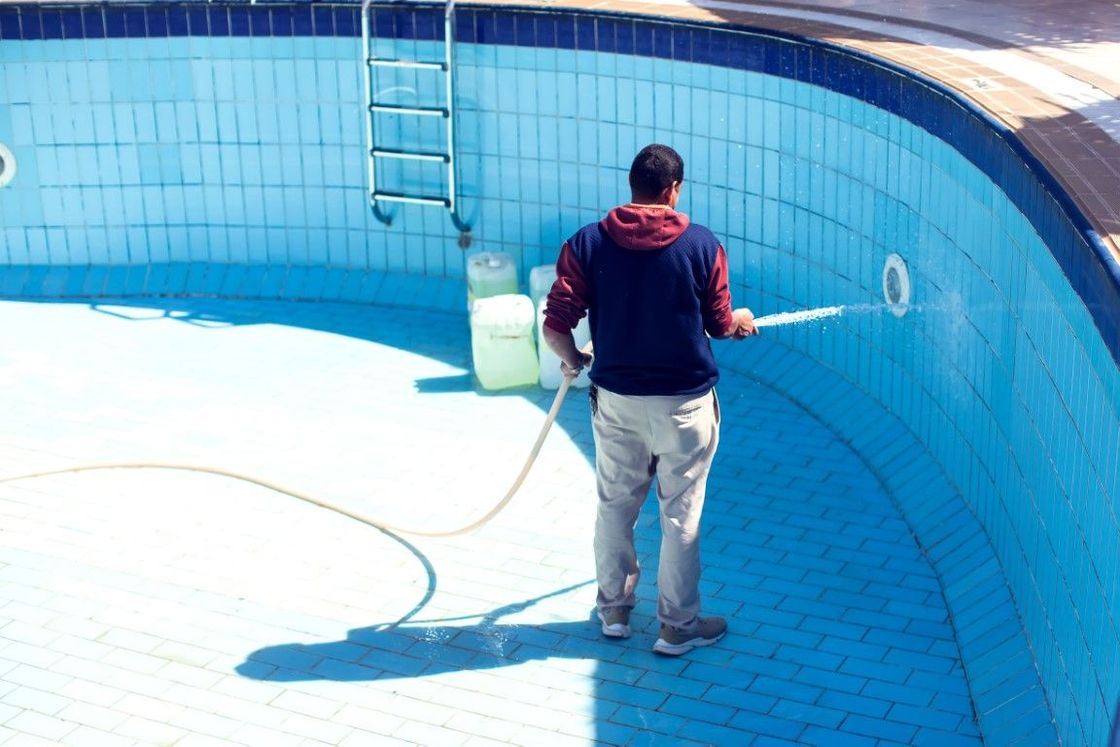 An image of weekly pool cleaning service in Monterey Park, CA