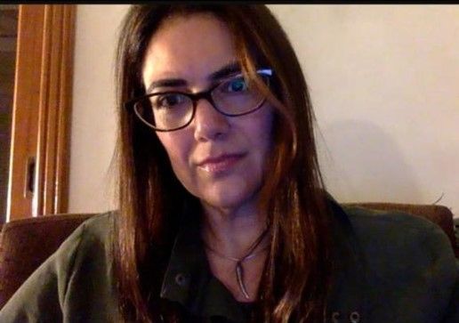 Possui graduação em Nutrição pelo Centro Universitário Metodista (1990) de Porto Alegre. Especializada em Psicoterapias Cognitivo Comportamentais pela Universidade do Vale dos Sinos (UNISINOS), 2005. Coordenadora do Núcleo do Comportamento Alimentar no Instituto de Psicoterapias Cognitivo Comportamentais (InTCC). Professora colaboradora nos cursos de especialização em Psicoterapias Cognitivo Comportamentais e em Psicoterapias Cognitivo Comportamentais na Infância e Adolescência no InTCC. Professora Colaboradora no Programa de Residência Multiprofissional em Saúde no Grupo Hospitalar Conceição (GHC) Atua em consultório próprio na área de Nutrição Clínica, com ênfase em psicoterapias cognitivo comportamentais para Transtornos Alimentares e Comer Transtornado.