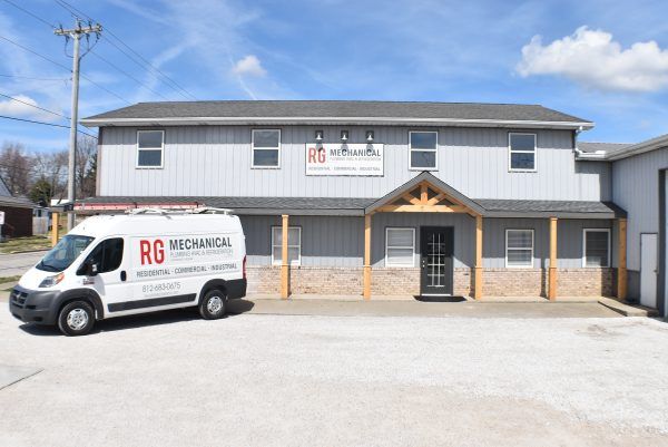 Expert Workers — Huntingburg, IN — RG Mechanical Contracting LLC Expert Workers — Huntingburg, IN — RG Mechanical Contracting LLC