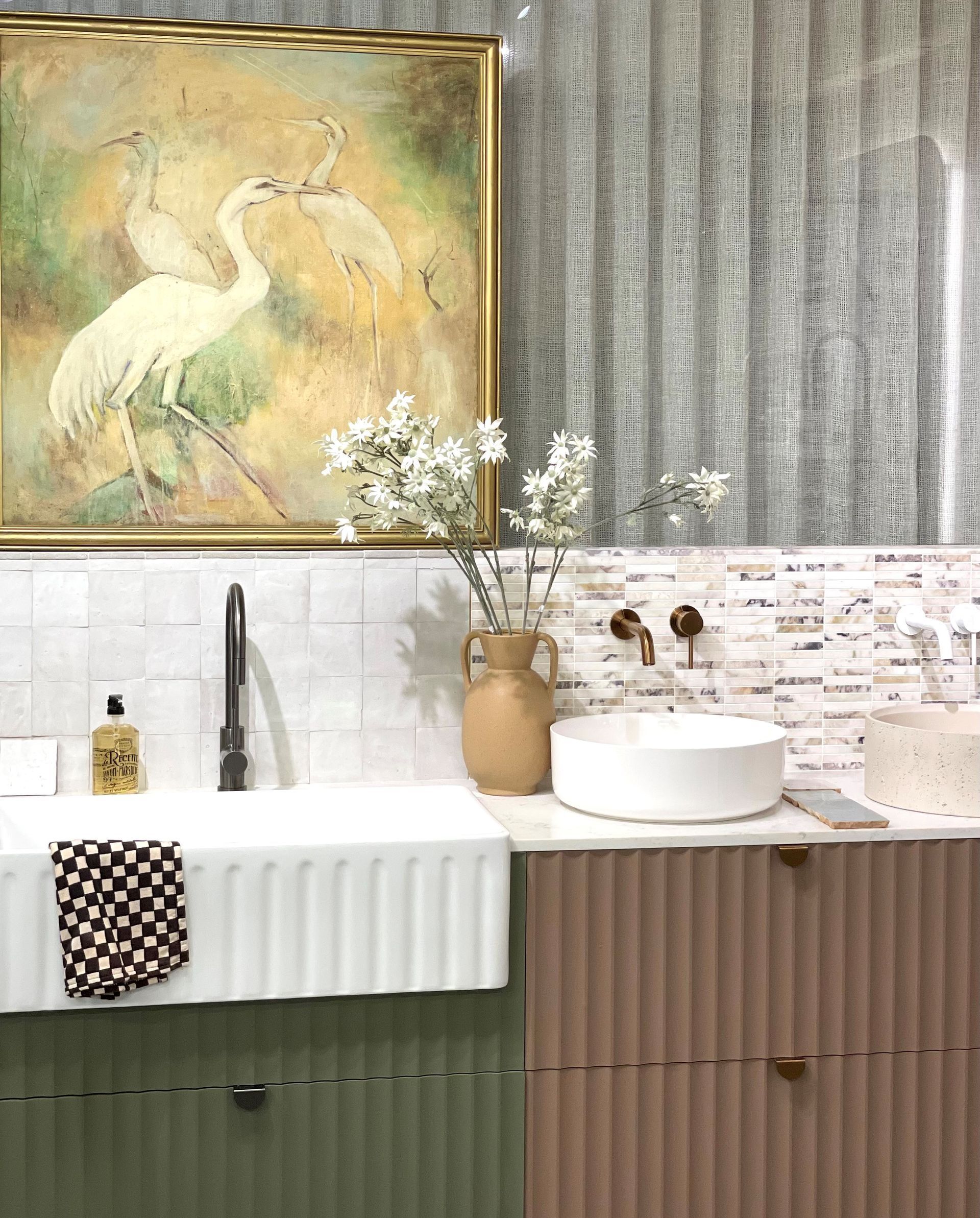 A Bathroom With Two Sinks And A Painting On The Wall Above The Sink  — Stone Arc in Kincumber, NSW