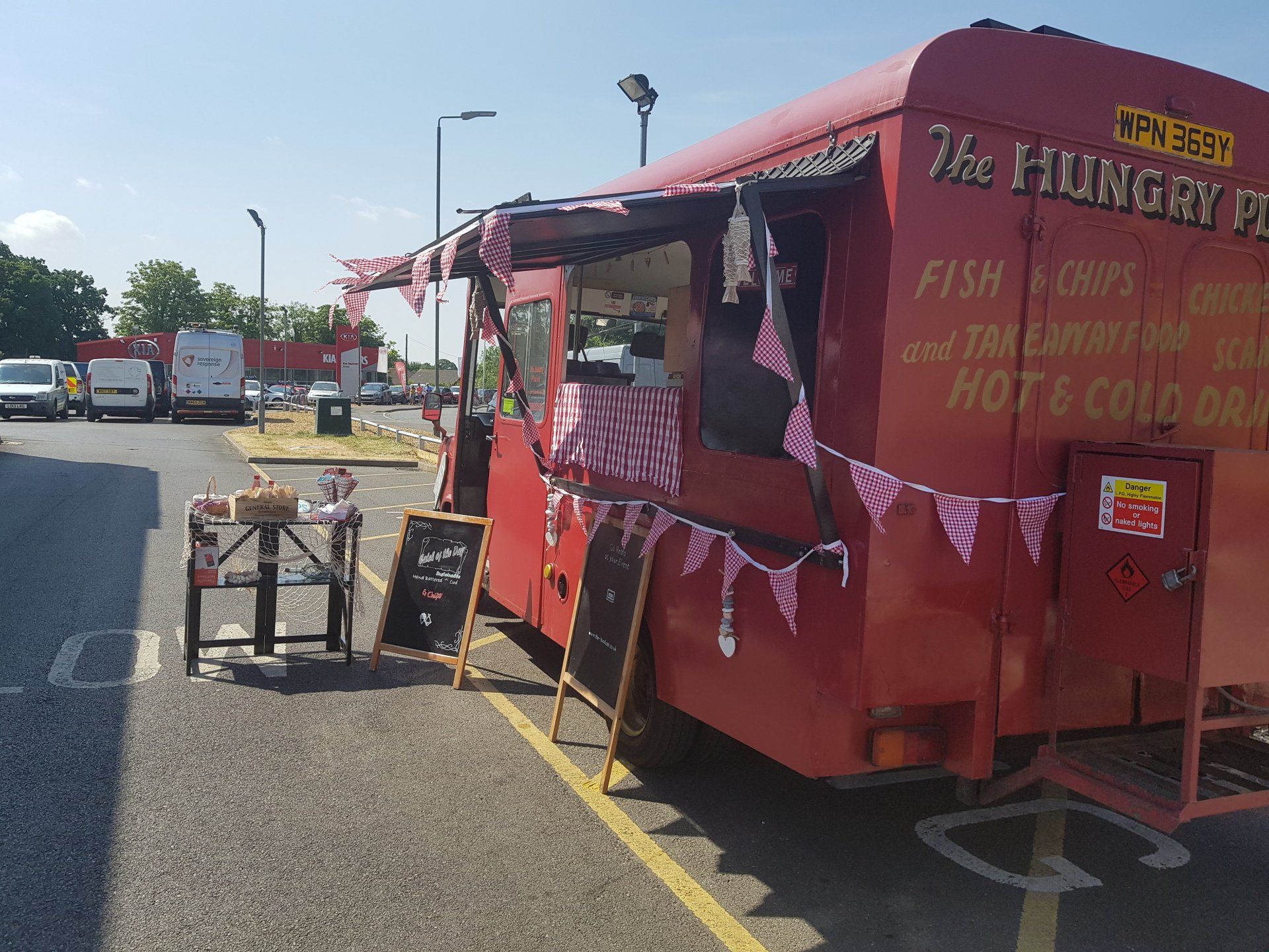 gallery - the hungry plaice