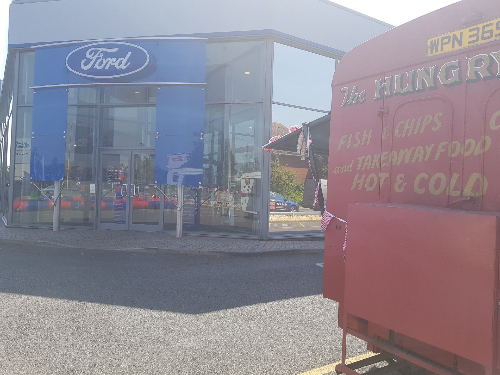 gallery - the hungry plaice