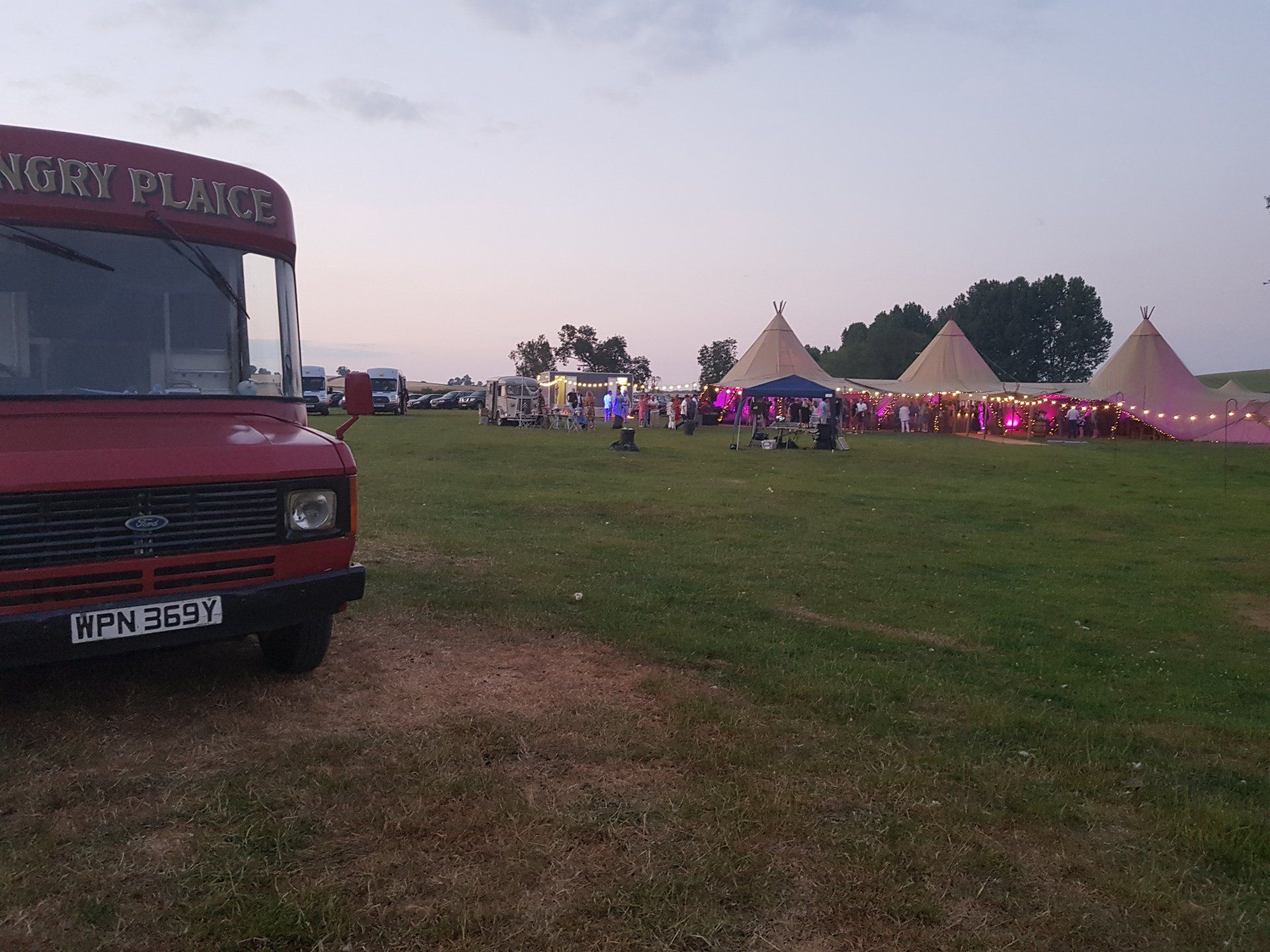 gallery - the hungry plaice