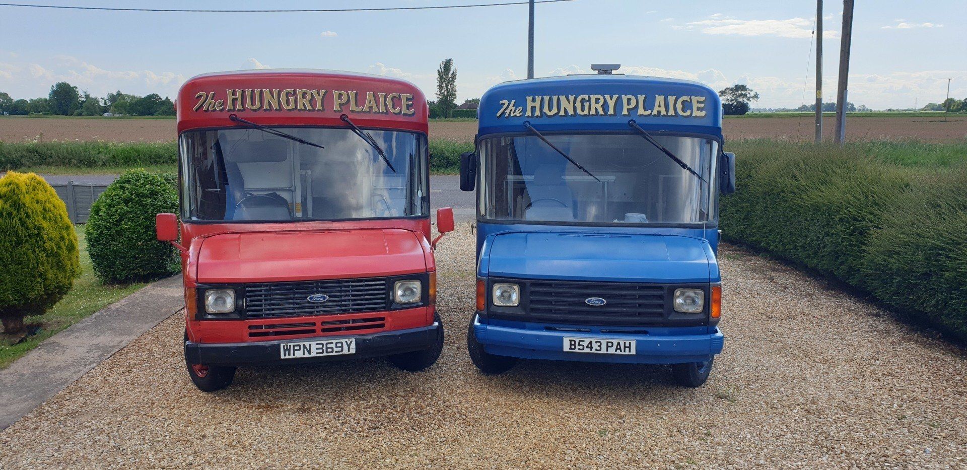 Vintage Fish And Chip Van Hire - Swindon - The Hungry Plaice - 