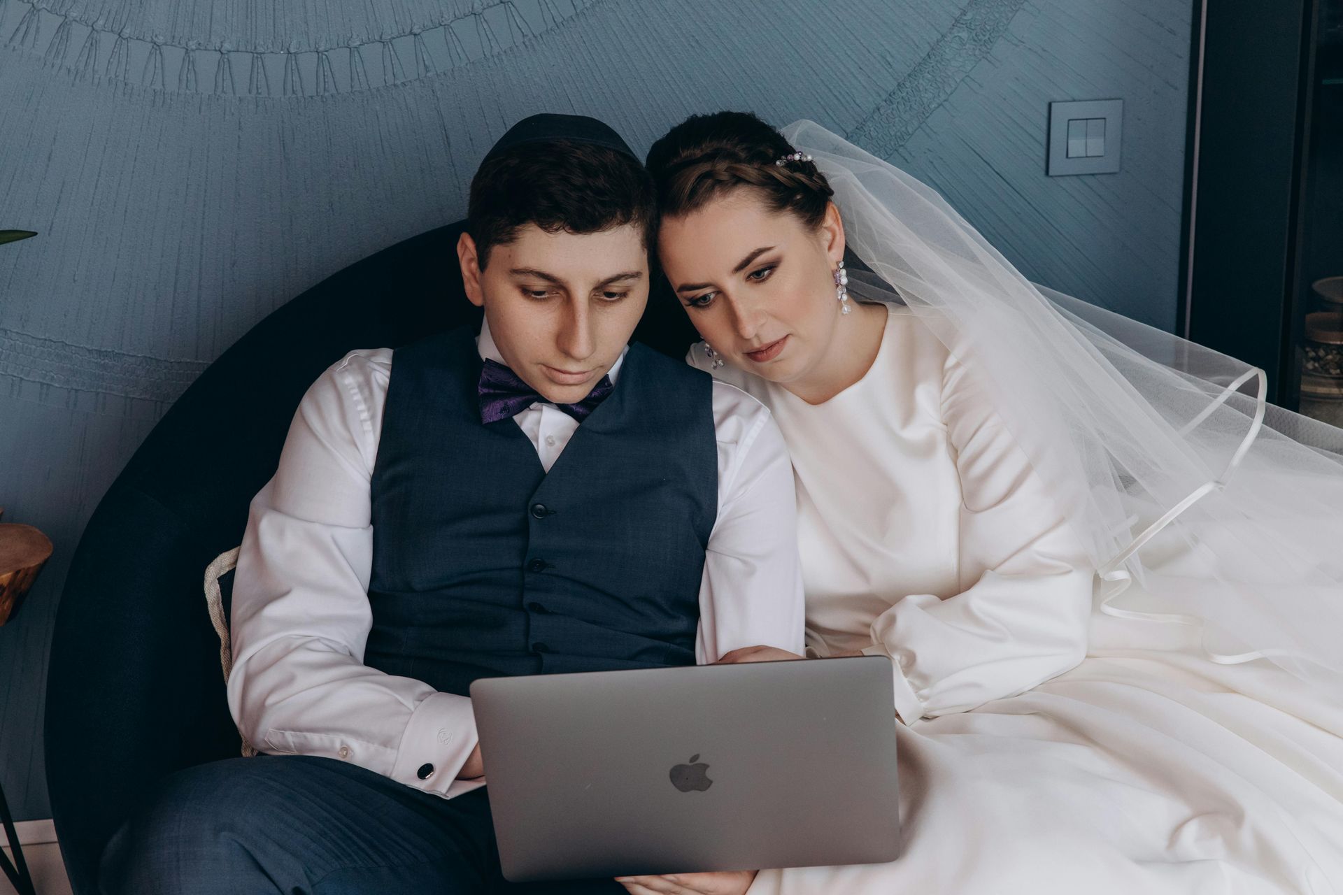 tech savvy wedding - the hungry plaice