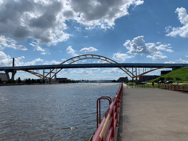 A picture of a bridge in Milwaukee, WI