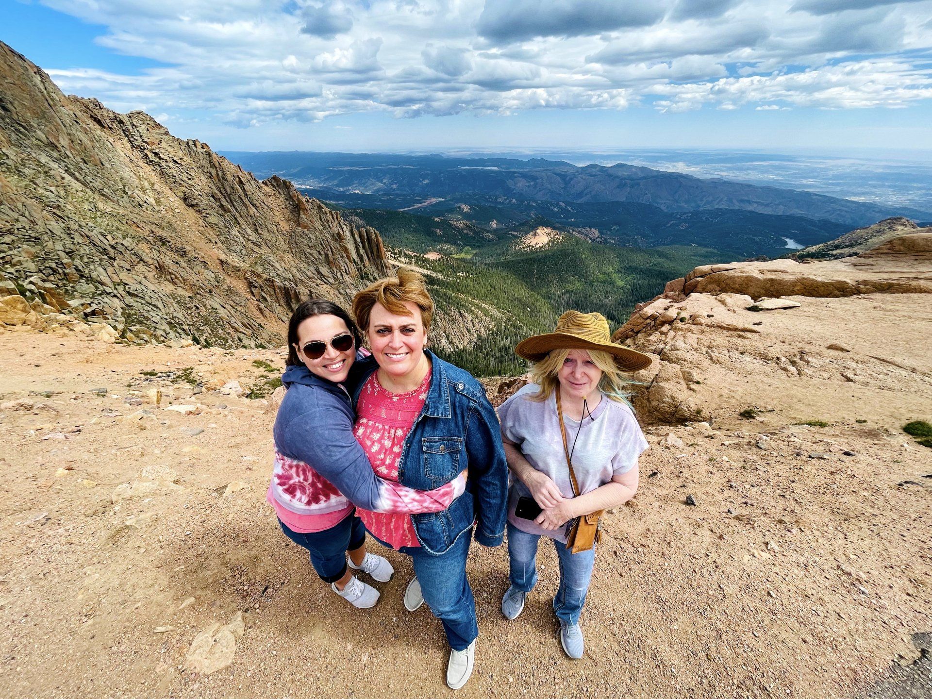 Pikes Peak Jeep Tour Mountain Jeep LLC