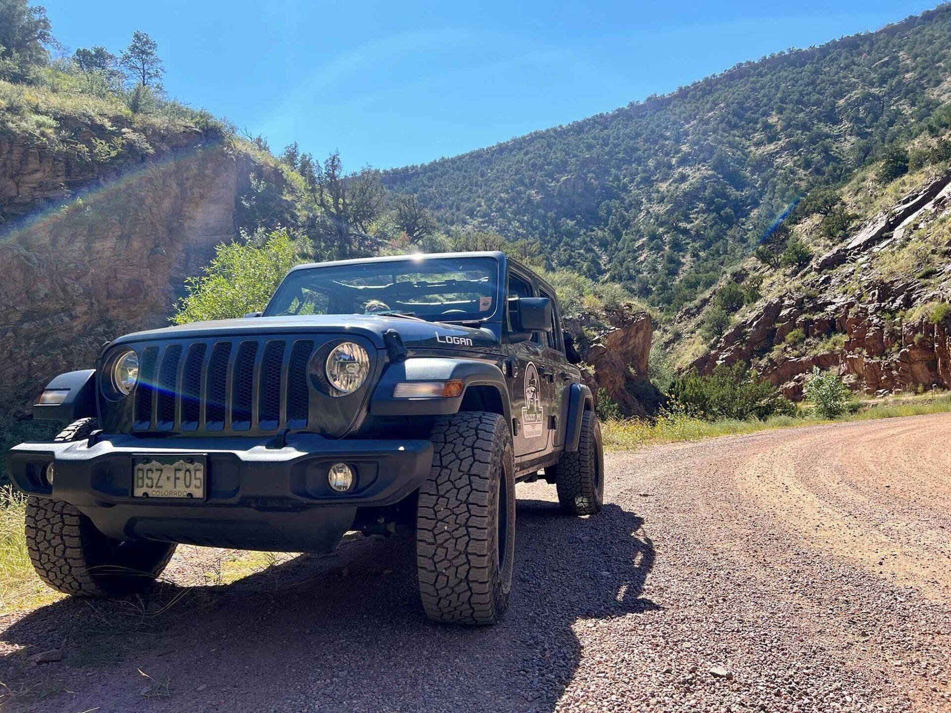 Garden of the Gods, Manitou Springs, and Old Stage Road Jeep tour.