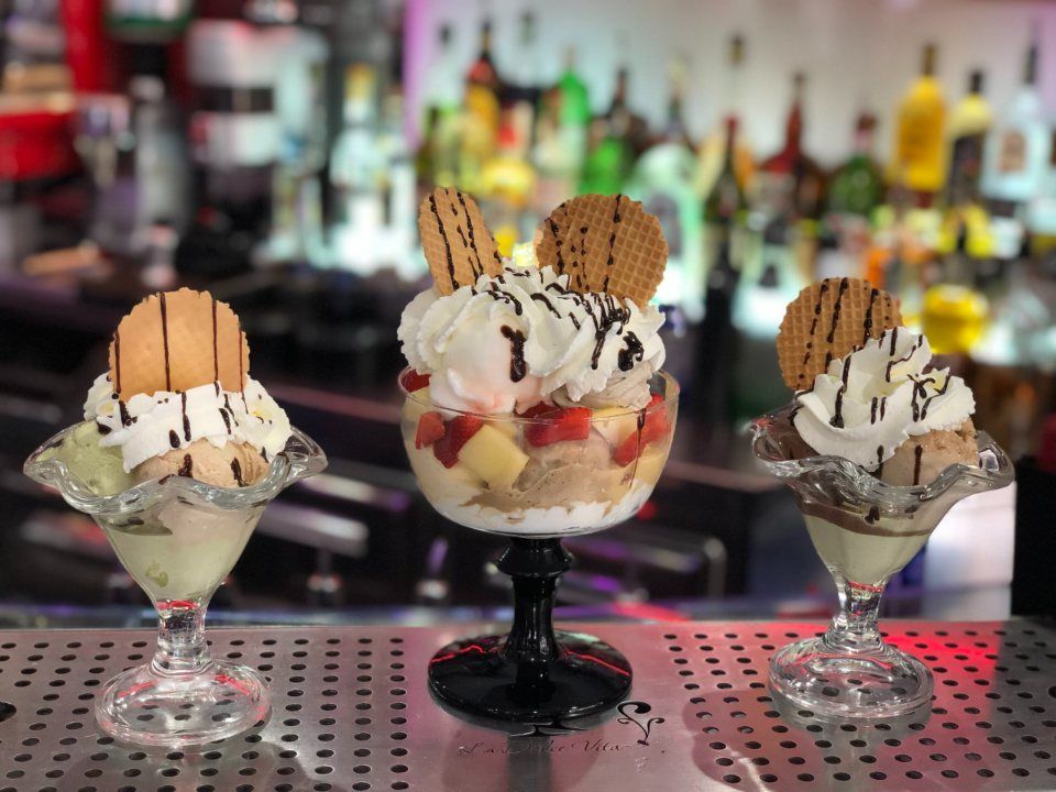 coppa gelato con frutta