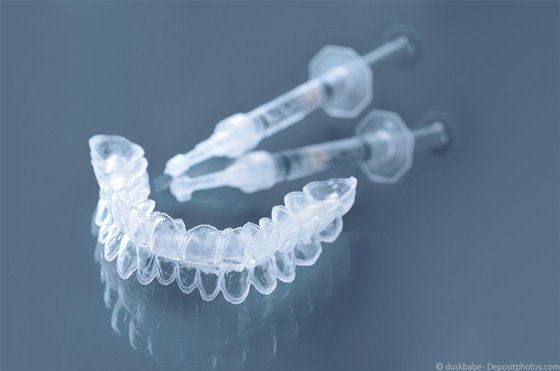 Bleaching-Set vom Zahnarzt für die Zahnaufhellung zu Hause