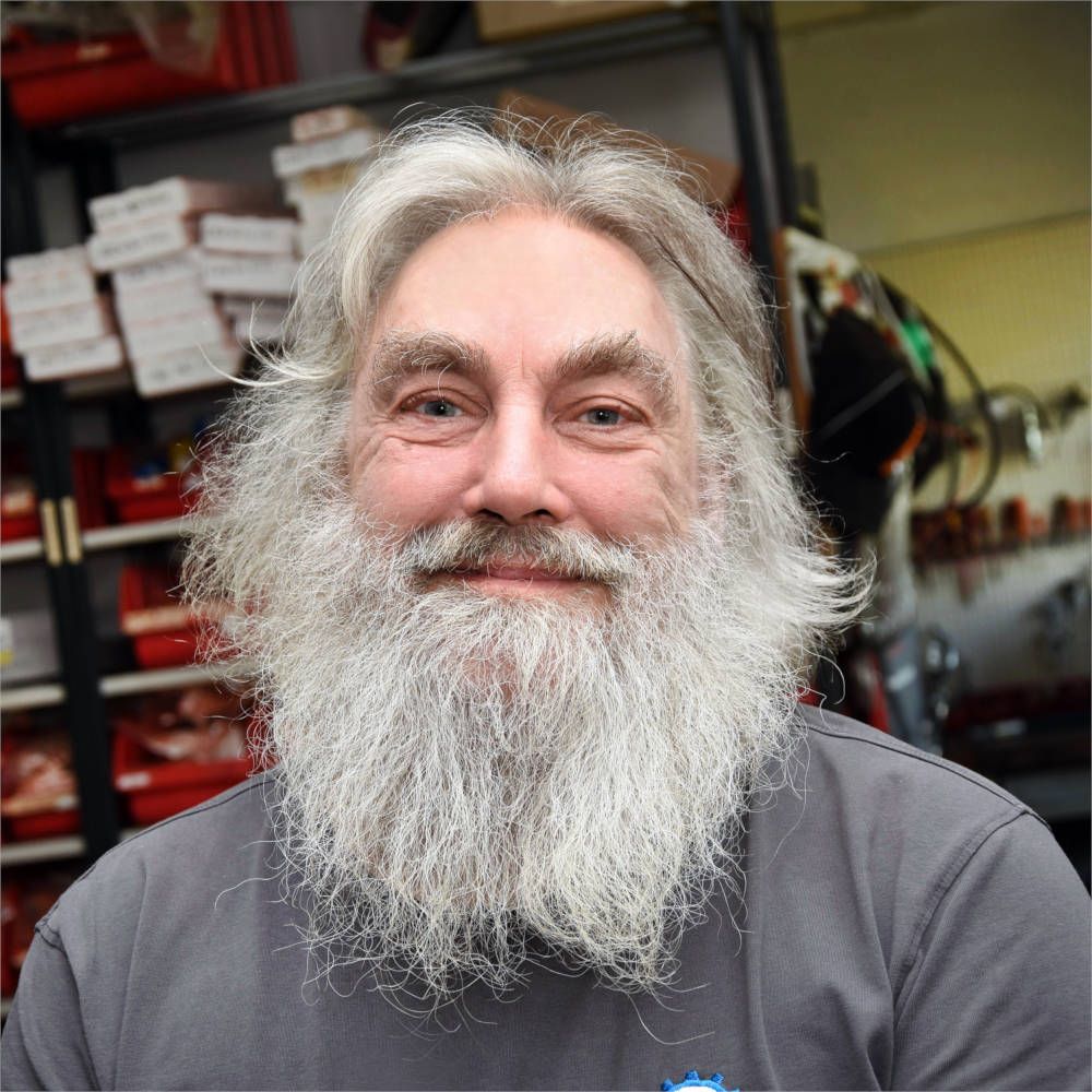 Ralf Ladewig - Werkstatt beiPoppenberg Werkzeuge und Gartentechnik