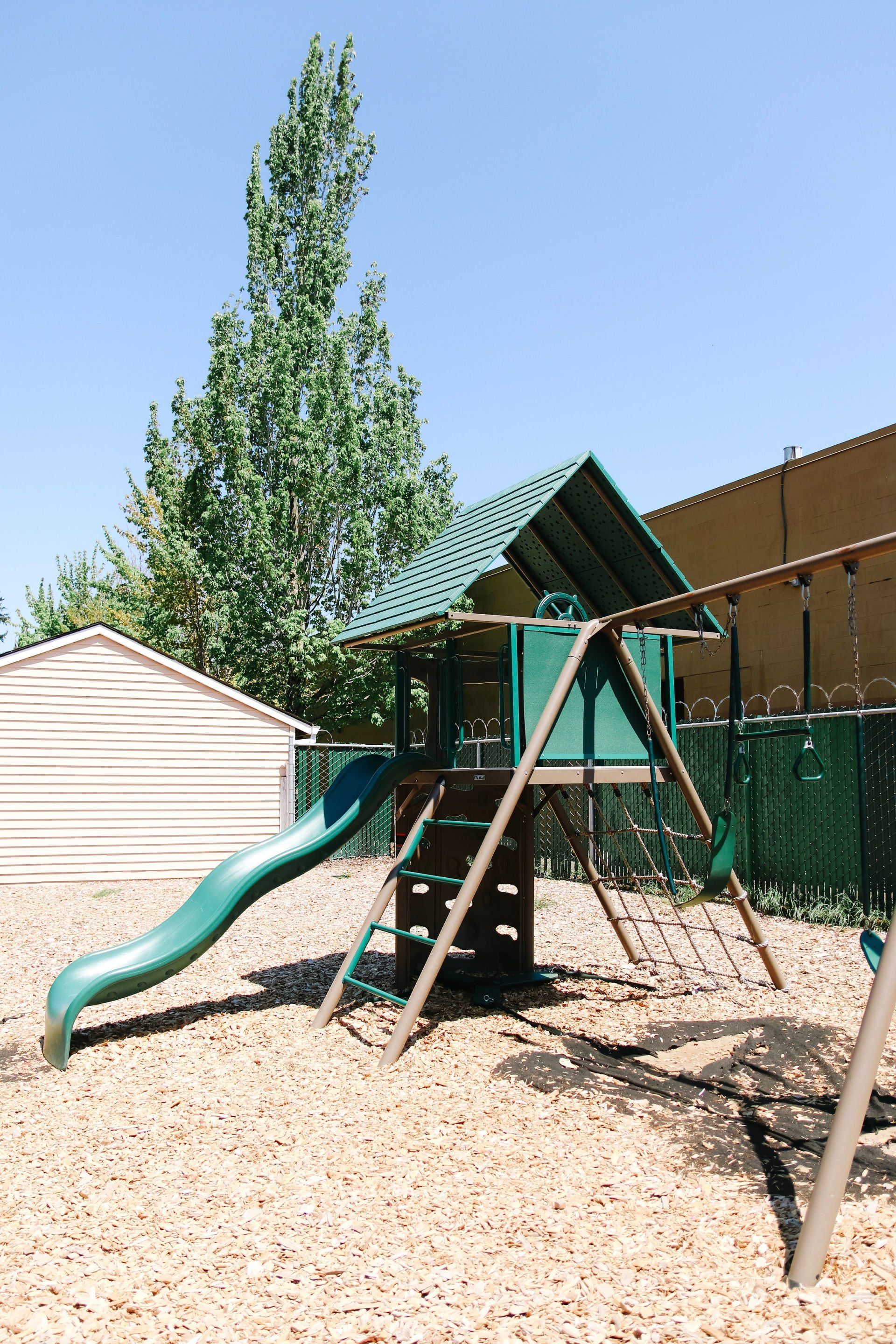 Powell Court Gallery