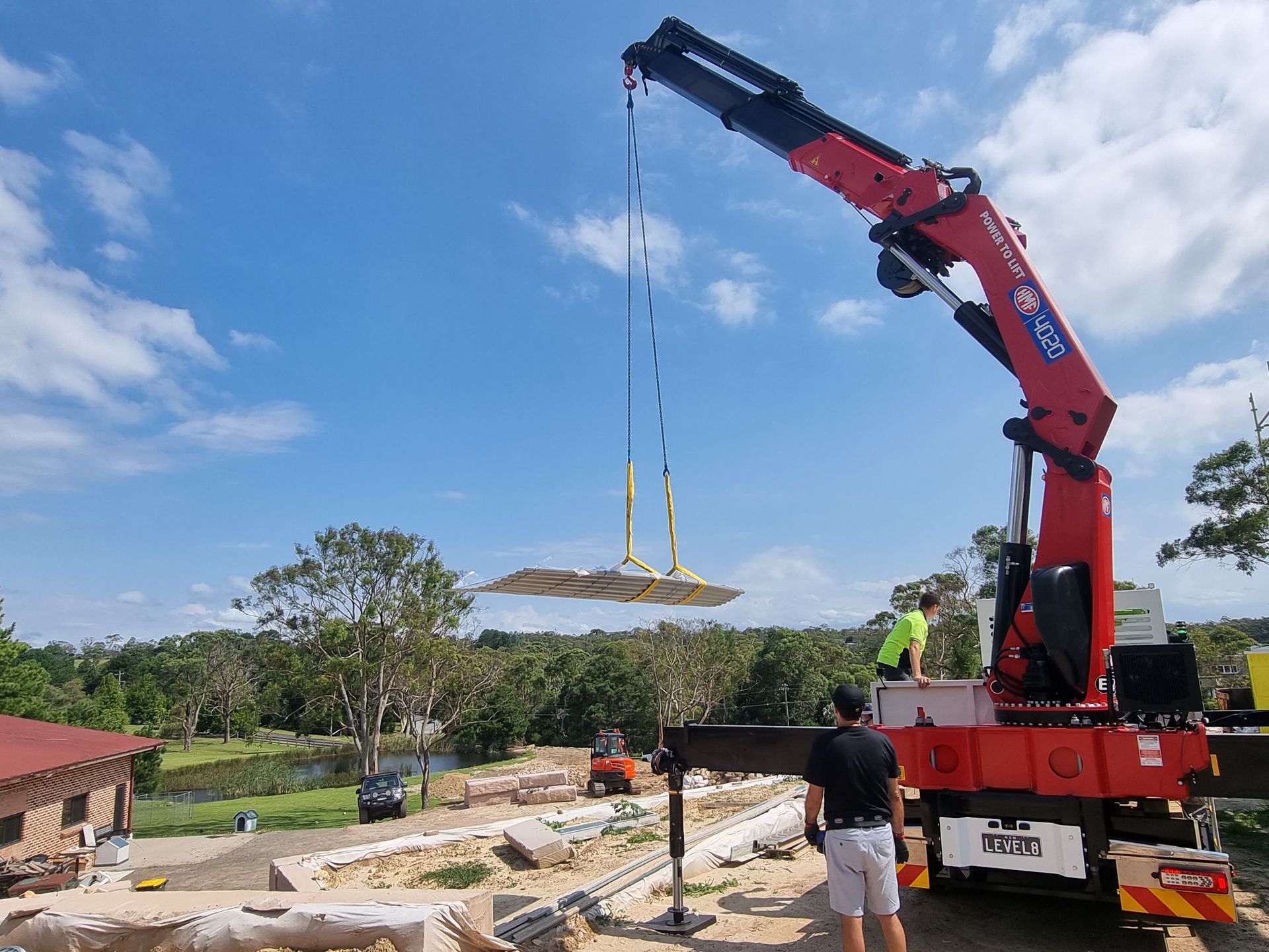 Lifting Roof — Sydney, NSW — Level8 Cranes