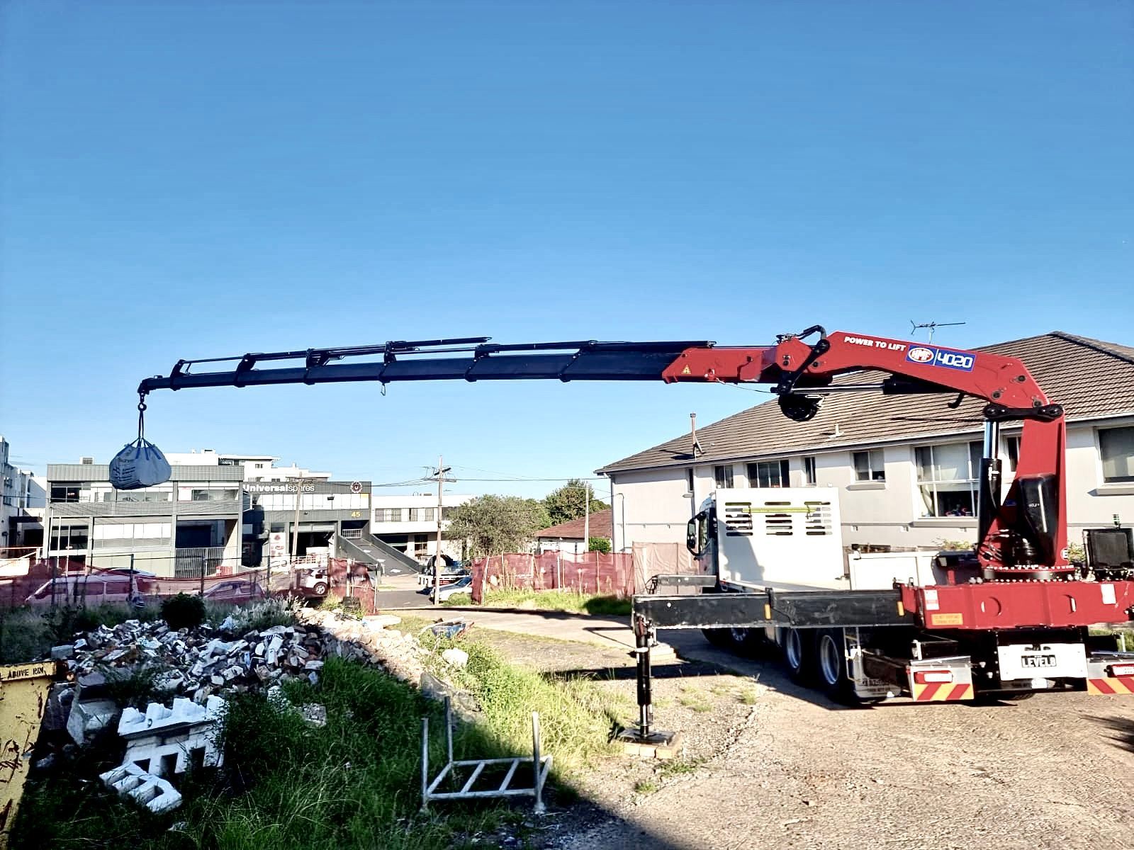 Putting Down the White Bag — Sydney, NSW — Level8 Cranes